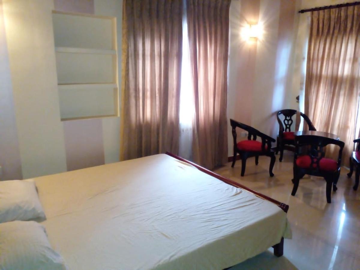 Hotel Marine At Negombo Beach Exterior foto
