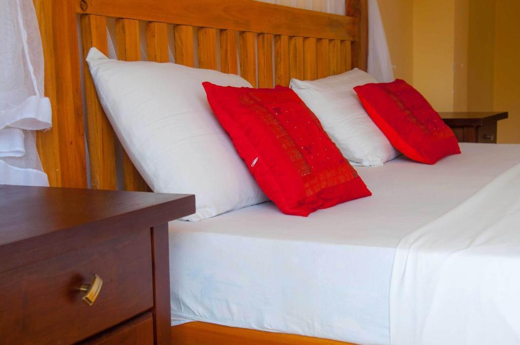 Hotel Marine At Negombo Beach Exterior foto