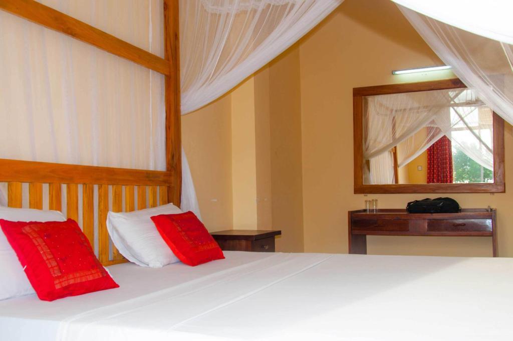 Hotel Marine At Negombo Beach Habitación foto