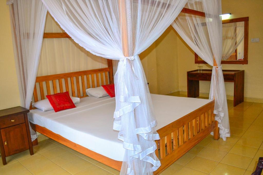 Hotel Marine At Negombo Beach Habitación foto